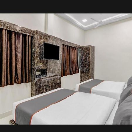 Hotel Bhavya Residency Amhedabad Dış mekan fotoğraf