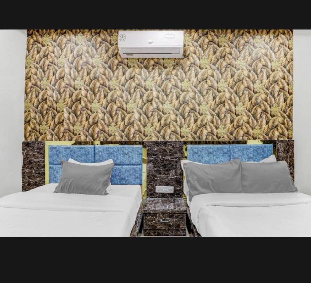 Hotel Bhavya Residency Amhedabad Dış mekan fotoğraf