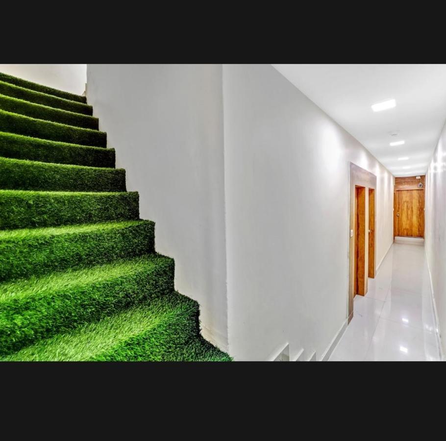 Hotel Bhavya Residency Amhedabad Dış mekan fotoğraf